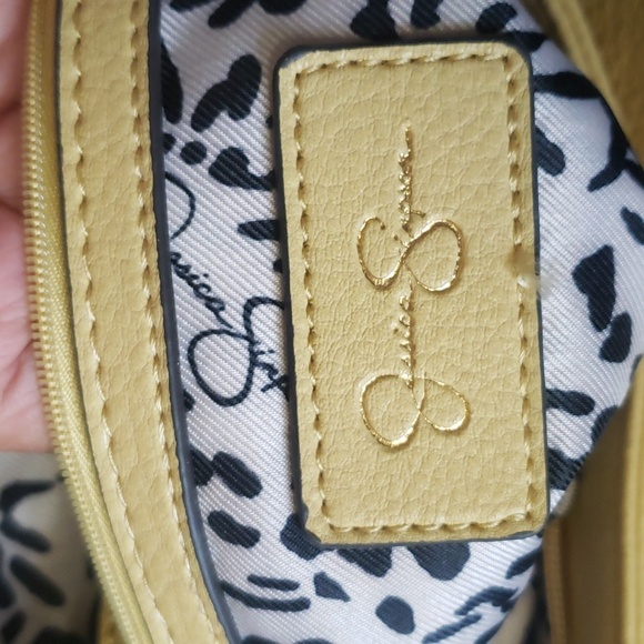 Jessica Simpson Womens Malena. Beautiful Yellow Mustard Scalloped Handbag Purse - Picture 16 of 17